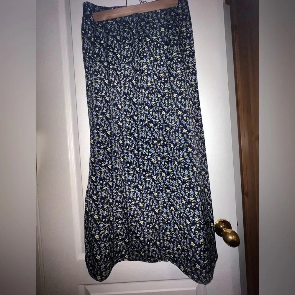 EUC 90’s Era Maxi Skirts & Tartan 7/8 - Picture 4 of 10